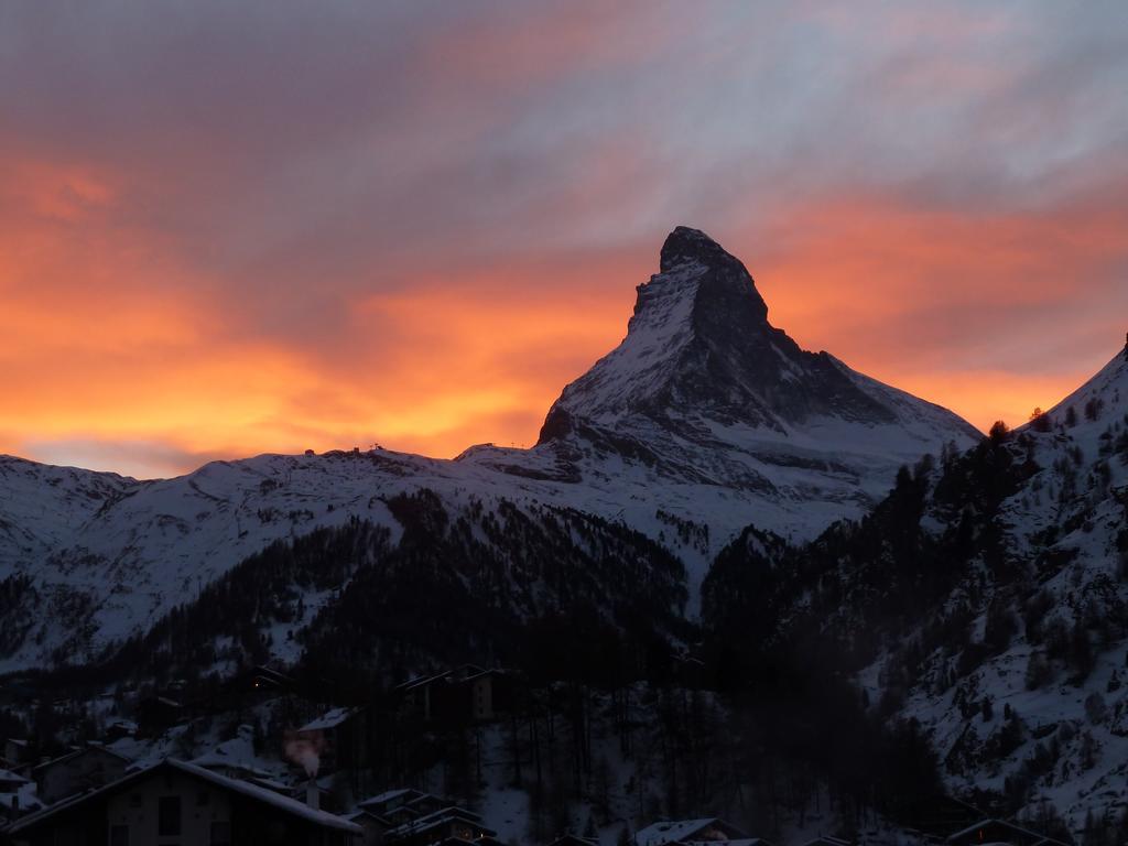 Basecamp Hotel Zermatt Eksteriør bilde