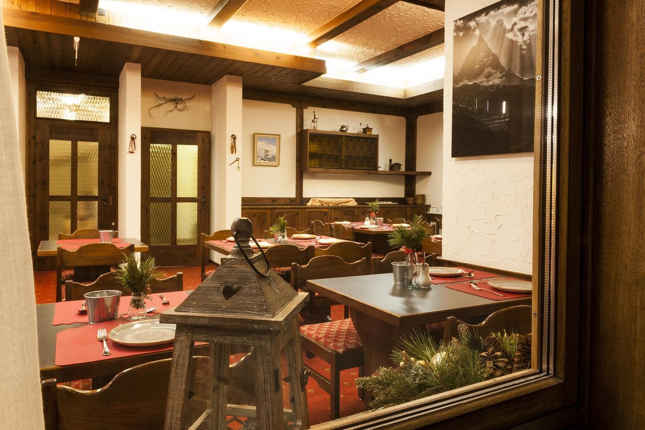 Basecamp Hotel Zermatt Eksteriør bilde